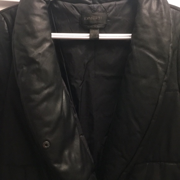 Danier Sheep Skin leather jacket - Picture 4 of 4